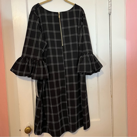 NWT Nina Leonard Black and White Dress - Picture 5 of 5